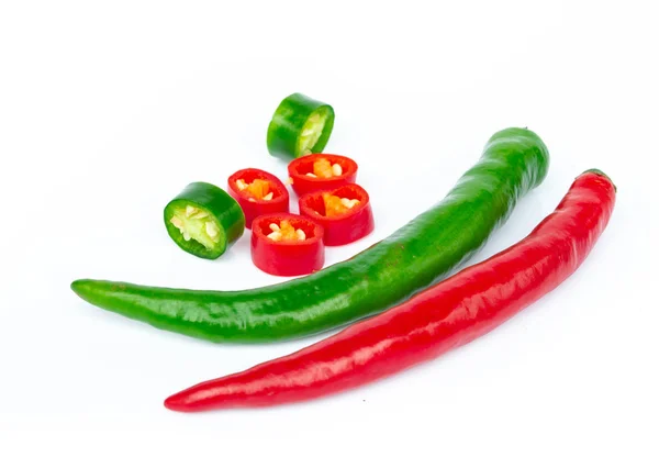 Chili Pepers Geïsoleerd Witte Achtergrond — Stockfoto