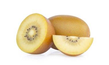 Beyaz arka plan üzerinde meyve kavramı izole taze altın kivi dilim