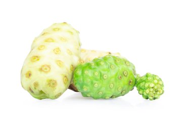 Noni Hint dut meyve beyaz zemin üzerine.