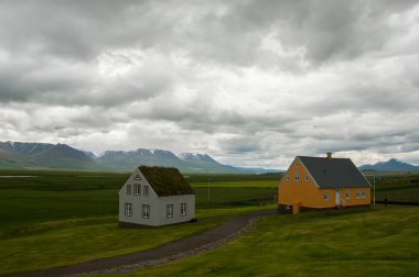 Glaumbaer, İzlanda'yüzyıllardır kullanılan inşaat tarzı yeniden geç 1800 adanan turba evlerde set