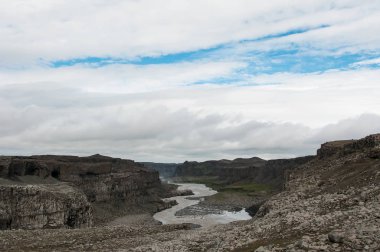 İzlanda'daki görkemli Dettifoss şelale