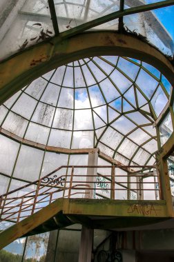 Güzel cam kubbe bina, Lizbon oteli terk edilmiş eski bir