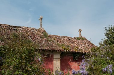 Eski ve terk edilmiş tarihi Manastırı