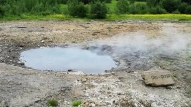 İzlanda'daki şofben Stokkur bölgesi