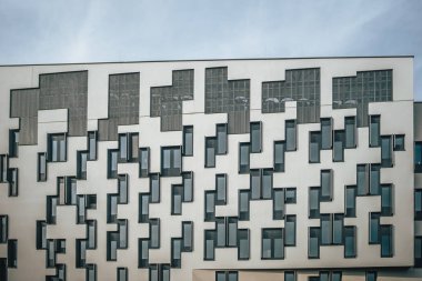 Viyana Üniversitesi İşletme ve ekonomi modern cephe