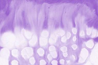 Kağıt arka plan üzerinde mor mürekkep