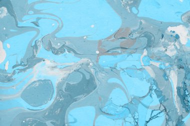 mavi arka plan boya ile doku sıçramalarına