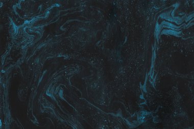 mavi arka plan boya ile doku sıçramalarına