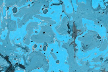 mavi arka plan boya ile doku sıçramalarına