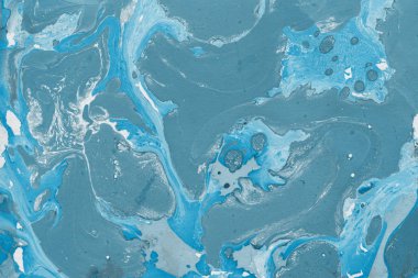 mavi arka plan boya ile doku sıçramalarına