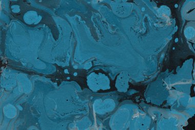 mavi arka plan boya ile doku sıçramalarına