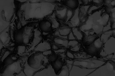 Siyah kağıt dokusu üzerinde gri akrilik boya ile. Kaotik soyut organik tasarım.