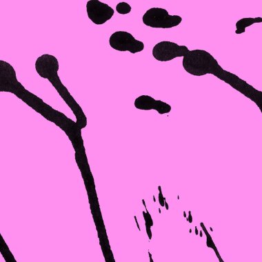 Soyut siyah boya doku pembe bir arka plan üzerinde splatters