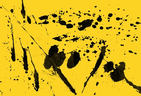 Abstrakte Schwarze Farbspritzer Textur Auf Gelbem Hintergrund — Stockfoto