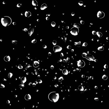 Siyah arka plan üzerine beyaz su kabarcıkları izole. Su damla yağmur. Sualtı oksijen.