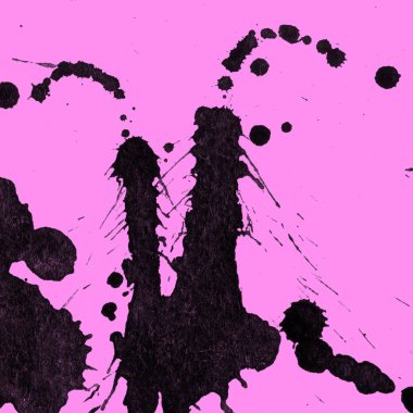 Soyut siyah boya doku pembe bir arka plan üzerinde splatters