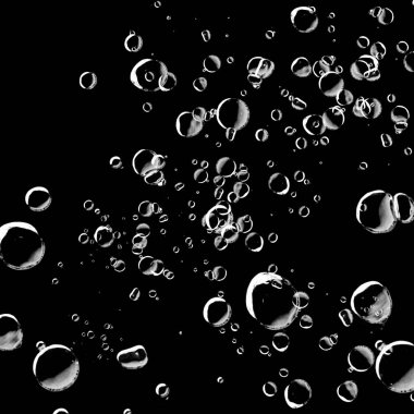 Siyah arka plan üzerine beyaz su kabarcıkları izole. Su damla yağmur. Sualtı oksijen.