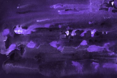 Kağıt arka plan üzerinde mor suluboya boya