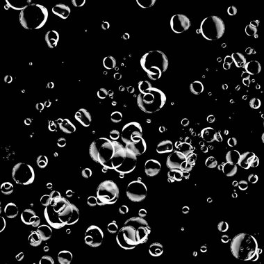 Siyah arka plan üzerine beyaz su kabarcıkları izole. Su damla yağmur. Sualtı oksijen.