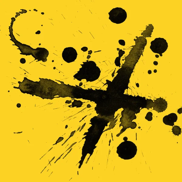 抽象的な黒塗りに黄色の背景のテクスチャが飛び散っ — ストック写真
