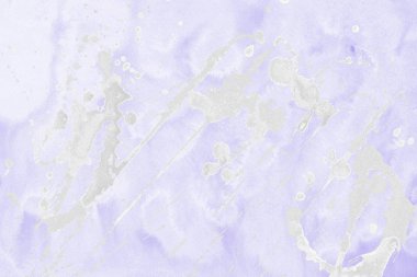 Fırça darbeleri ile soyut suluboya dokulu zemin