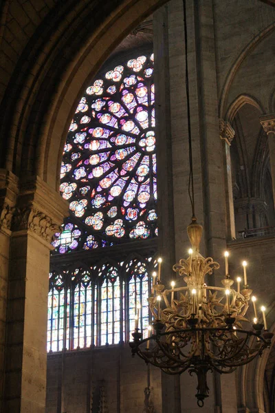 Paris France Février 2013 Cathédrale Notre Dame Intérieur Vitrail Fenêtre — Photo