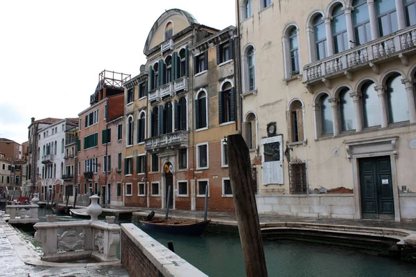 Veneza Itália Fevereiro 2018 Vista Canal Fevereiro 2018 Arquitetura Veneziana — Fotografia de Stock