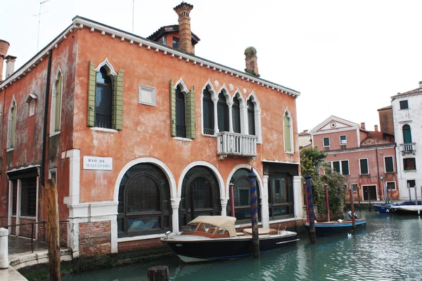 Veneza Itália Fevereiro 2018 Vista Canal Fevereiro 2018 Arquitetura Veneziana — Fotografia de Stock