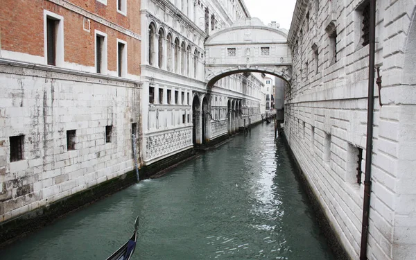 Venecia Italia Febrero 2018 Puente Los Suspiros Diseñado Por Antonio —  Fotos de Stock