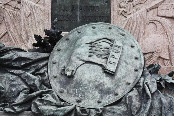 Veneza Itália Fevereiro 2018 Monumento Victor Emmanuel Detalhe Com Escudo — Fotografia de Stock