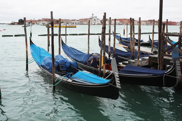 Gondoler Venedig Italien Adriatiska Havet Markusdom Basilikan Markusplatsen Saint Marco — Stockfoto