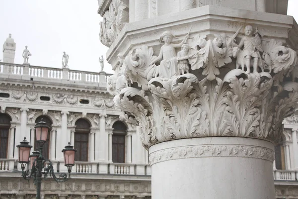 Columna Del Palacio Ducal Plaza San Marco Venecia Italia Detalles —  Fotos de Stock