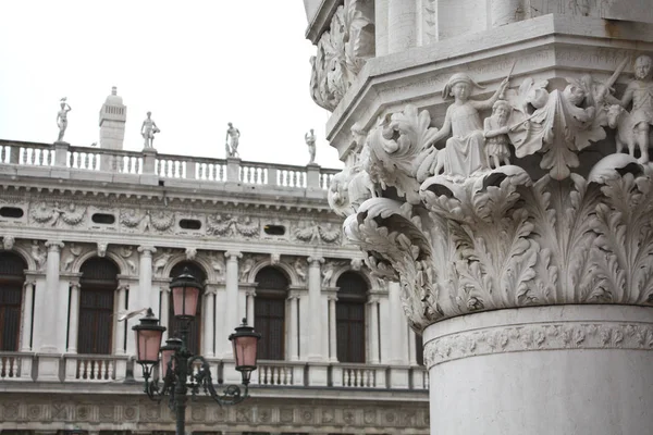 Columna Del Palacio Ducal Plaza San Marco Venecia Italia Detalles —  Fotos de Stock