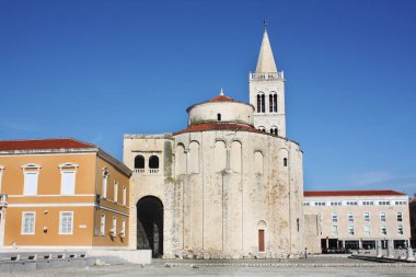St Donatus Kilisesi. Çan kulesi Romanesk Katedrali St Anastasia. Zadar Hırvatistan.
