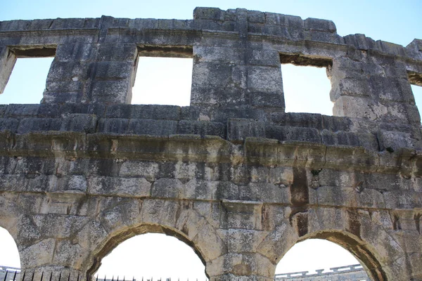 ローマ円形劇場プーラ アリーナ古代ローマ時代 アーキテクチャクロアチア — ストック写真