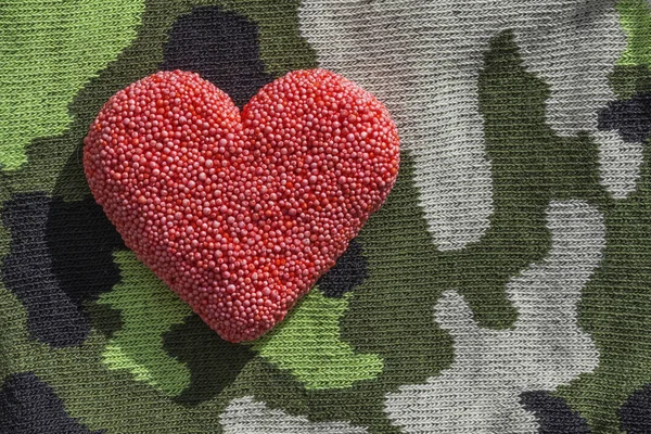 Corazón Encuentra Fondo Del Camuflaje Lugar Para Una Inscripción Fotos de stock