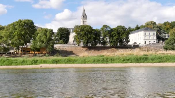 Landskap Turer Stad Centrala Västra Frankrike Förgrunden Det Finns Floden — Stockvideo