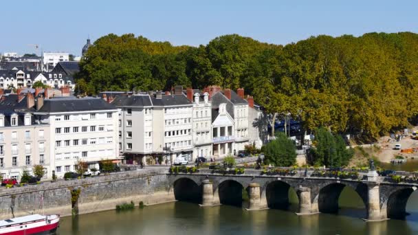 Верденский Мост Анже Франция Представляет Собой Каменный Сводчатый Мост Двумя — стоковое видео