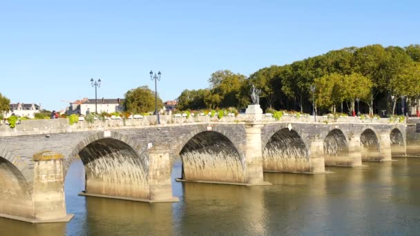 Angers Fransa Verdun Bridge Bir Iki Trafik Yolları Arabalar Iki — Stok video