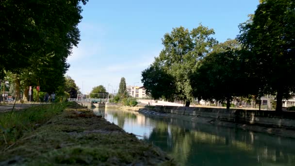 Canal Reims Una Ciudad Este París Francia Hay Canal Que — Vídeos de Stock