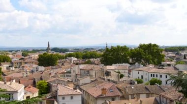 Panorama Avignon, Rhne Nehri'nin sol yakasında Vaucluse bölümünde güneydoğu Fransa'da eski bir ommune. Yaz aylarında filme. Yukarıdan görüntülemek.