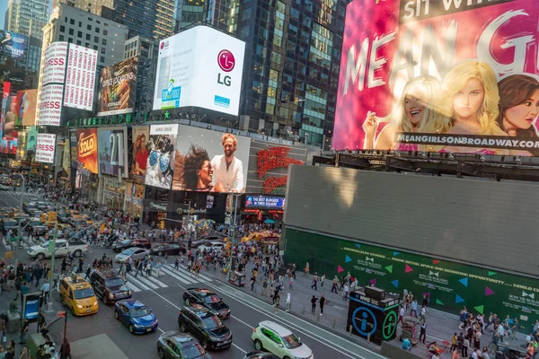 Nueva York Mayo 2018 Times Square Una Importante Intersección Comercial —  Fotos de Stock