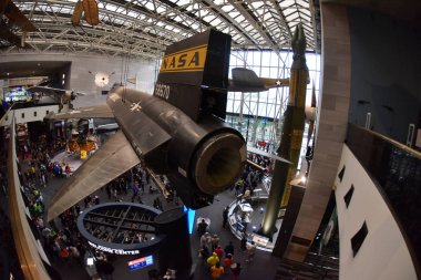 Washington Dc, Amerika Birleşik Devletleri - Ulusal Hava Ulusal Mall üzerinde 17 Mayıs 2018 - yer ve Uzay Müzesi açık 364 gün bir yıl ile yaklaşık 8 milyon ücretsiz giriş Event: ziyaretçi 