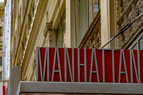 Nova Iorque Eua Manhattan Sinal Vermelho Edifício — Fotografia de Stock