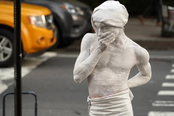 New York Usa May 2018 Living Statue Performer Met Metropolitan — Stock Photo, Image