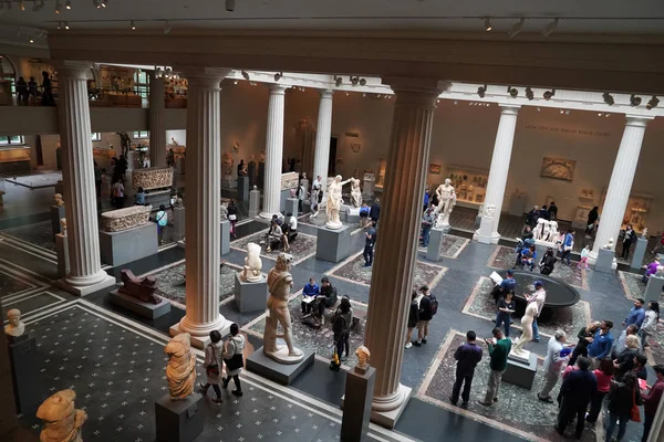 2018年5月27日 会见是美国最大的美术馆 每年有超过700万人次 是世界上第三个参观最多的艺术博物馆 — 图库照片