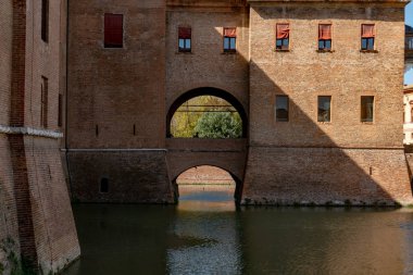 Estense kale Ferrara İtalya güneşli