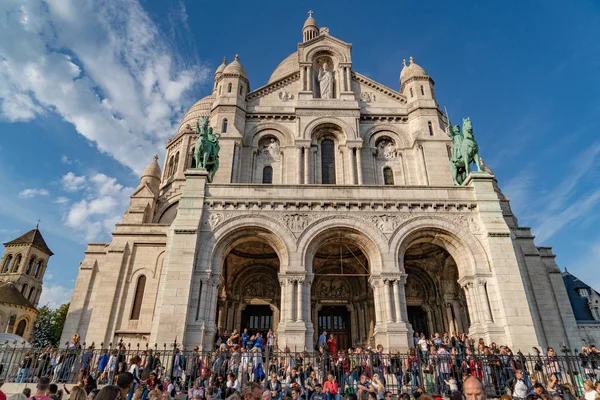 París Francia Octubre 2018 Montmartre Está Lleno Turistas Soleado Domingo — Foto de Stock