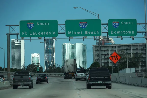 Miami Usa November 2018 Miami Florida Congested Highways Many Cars — Stock Photo, Image