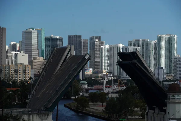 Florida Miami Miami Usa Listopadu 2018 Přetížené Dálnice Mnoha Průjezdu — Stock fotografie